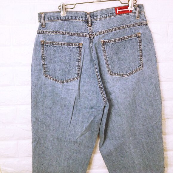 90s Halston Jeanswear (12) Light Blue Denim Mom Jeans Capris Pants 5-Pocket - Picture 9 of 12